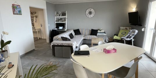 VILLE DI PIETRABUGNO : BEAU T4 DE 95 M² AVEC ASCENSEUR, TERRASSE SUPERBE VUE MER, CAVE ET PARKING