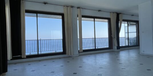 RARE A VILLE DI PIETRABUGNO : BEAU T4  DE 110 M² AVEC ASCENSEUR ET UNE GRANDE TERRASSE AVEC UNE SUPERBE VUE SUR LA MER – prix en baisse